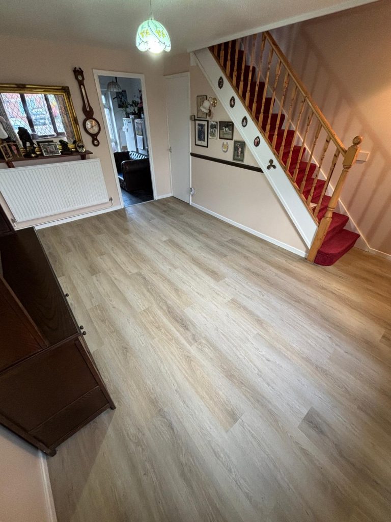 Straight Lay LVT